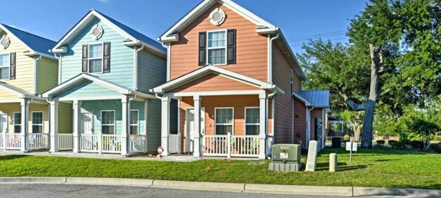Gulf Stream Cottages 300