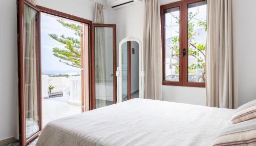 Kaminia Holiday Homes