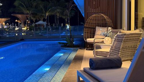 The Sunshine Beach 3-bedrooms Suite with Pool