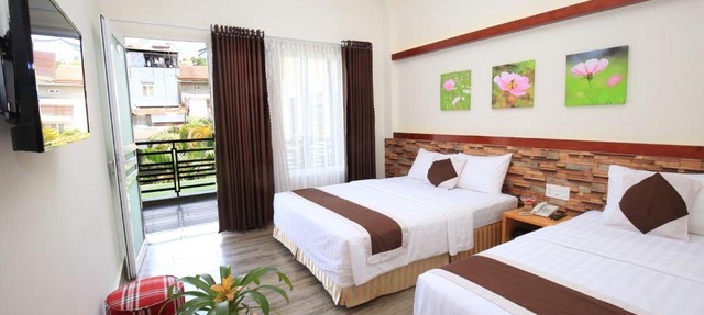 Villa & Hotel TUK