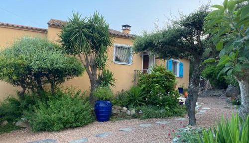 VILLA LARGIA porto vecchio - A 5 MIN DES PLAGES DE PALOMBAGGIA - CALME- CLIMATISATION