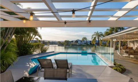 Waterfront Retreat - Pontoon Pool and Cinema