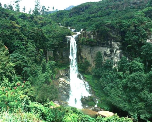 Ramboda Falls 03
